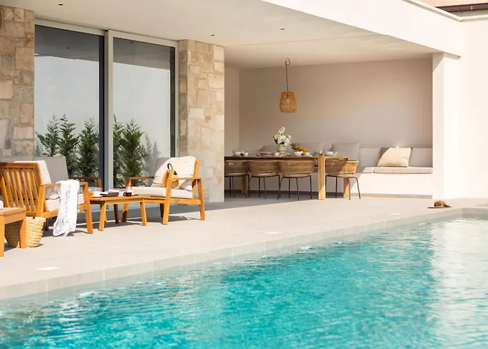 Zalu With Heated Pool * Srinjine